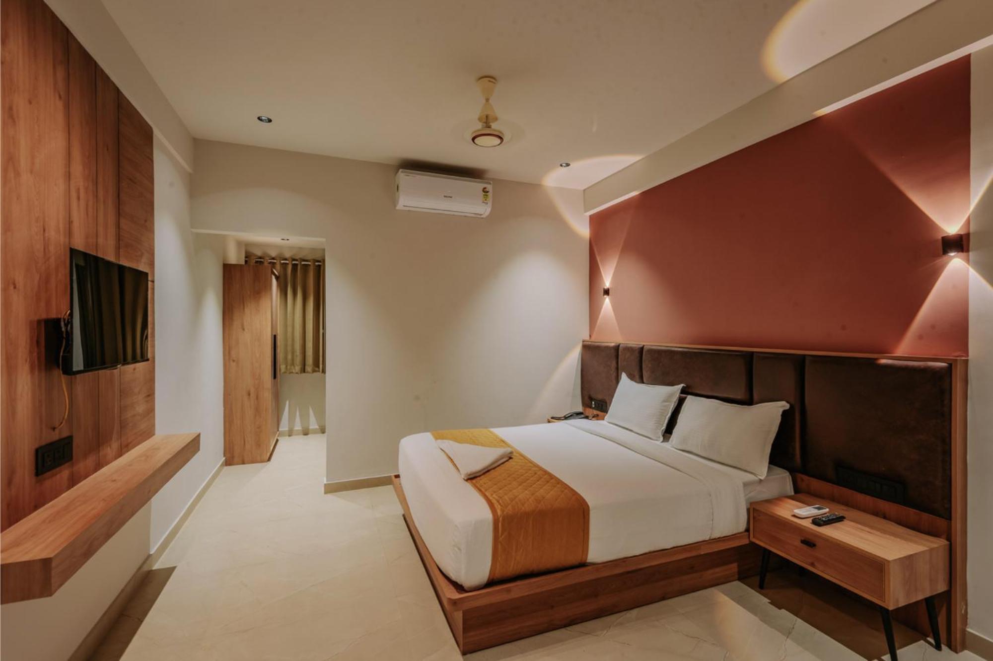 Hotel Beverly Plaza 科泽科德 外观 照片