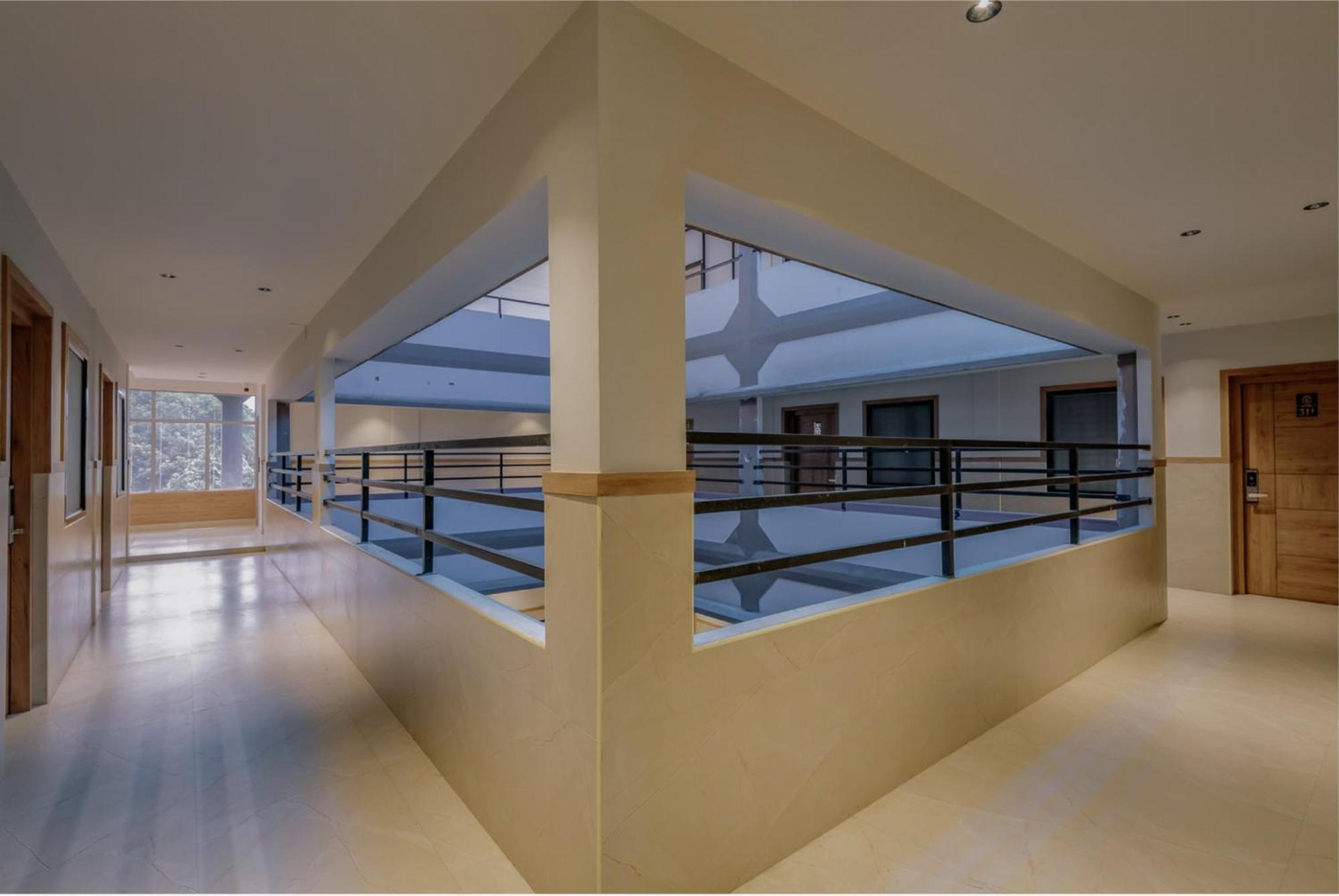 Hotel Beverly Plaza 科泽科德 外观 照片